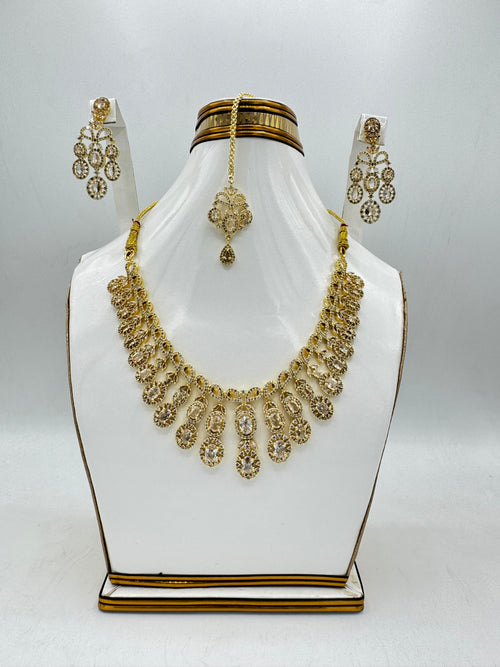 Chandelier Cluster