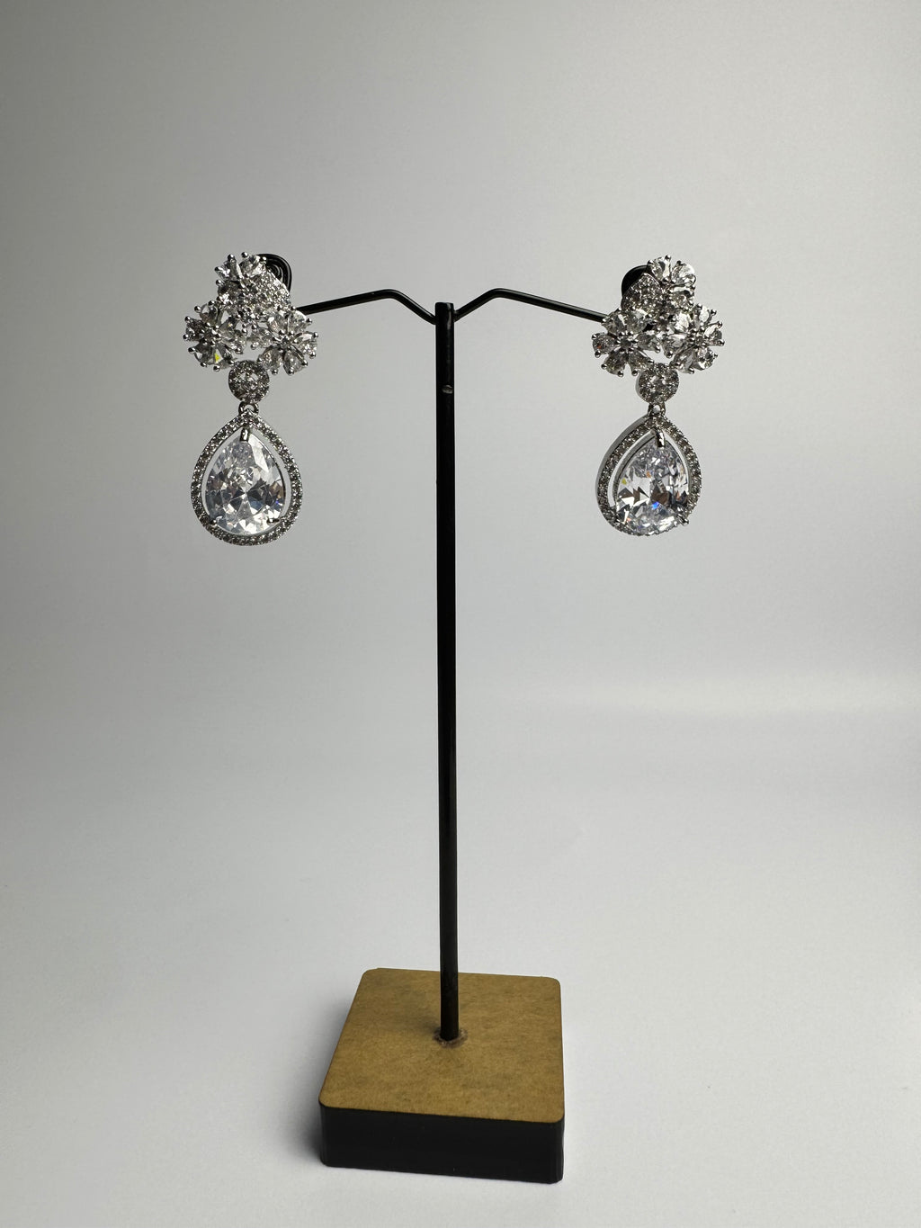 FloralDrop Earrings