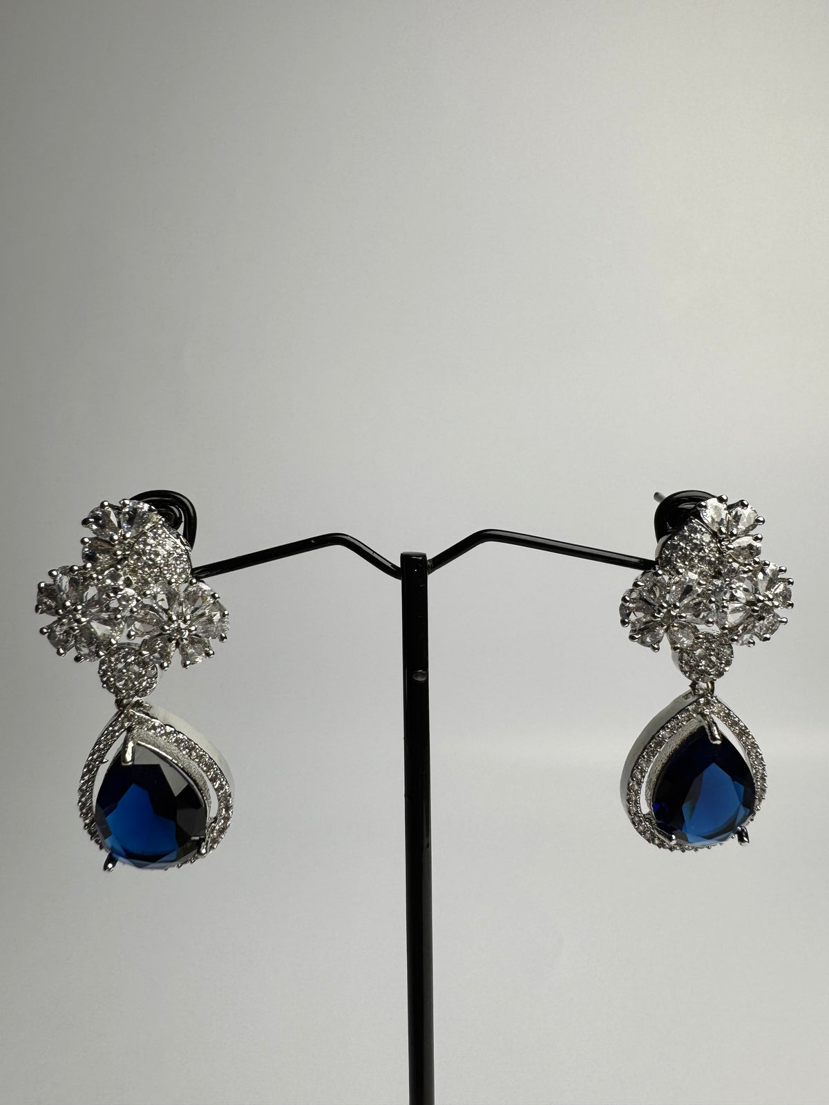 FloralDrop Earrings