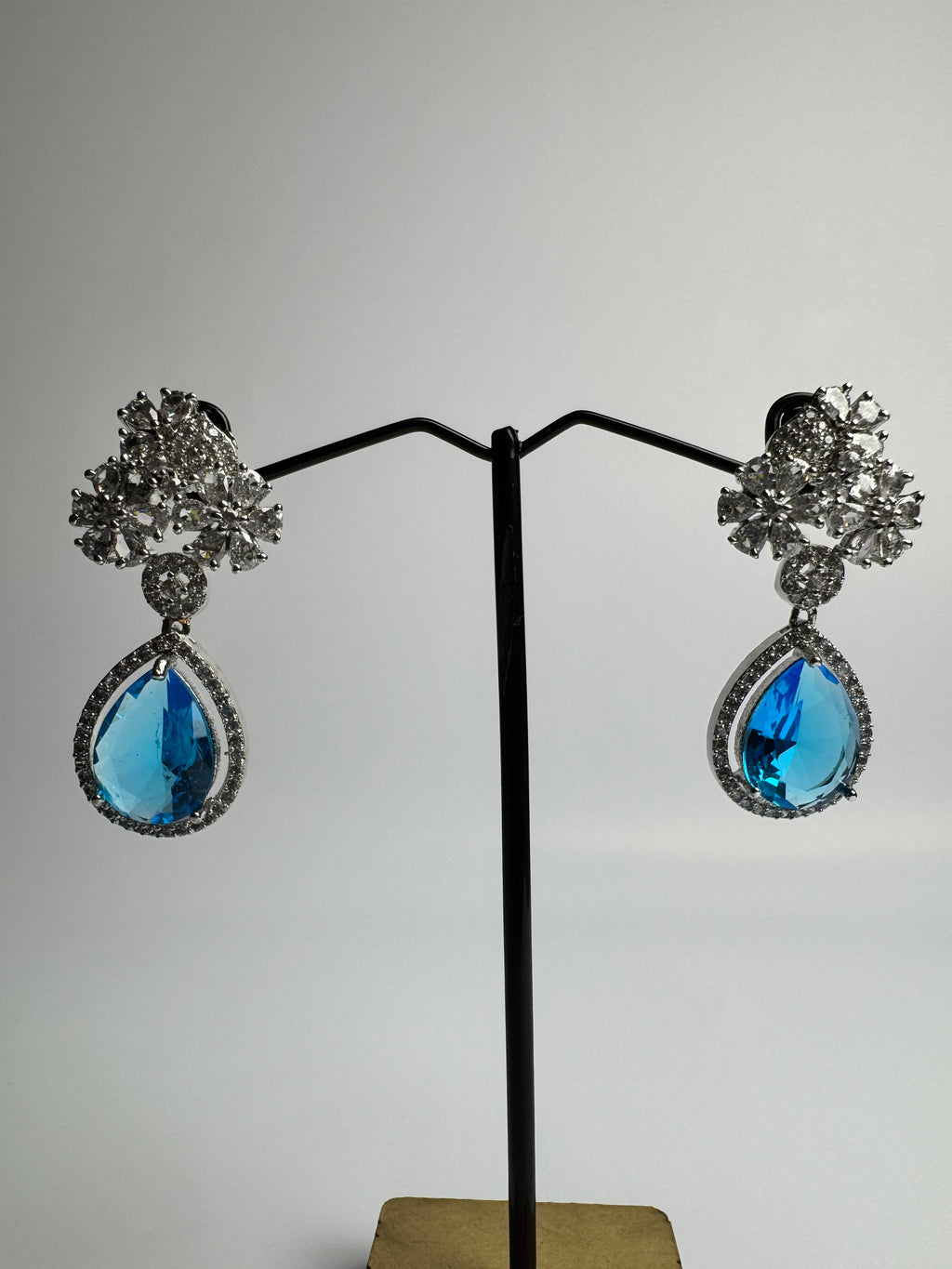 FloralDrop Earrings