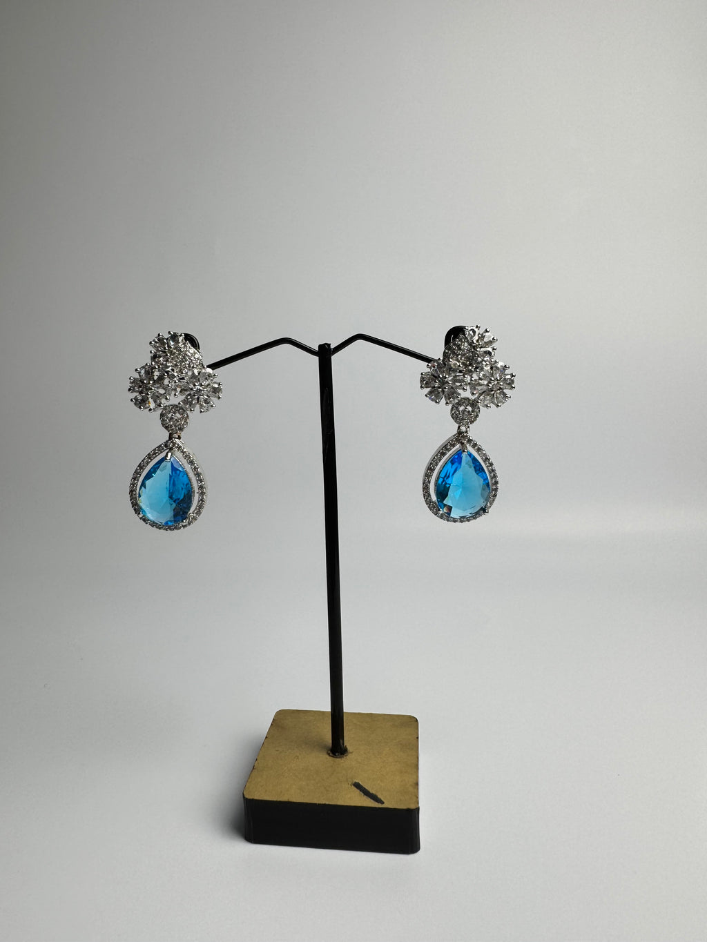 FloralDrop Earrings