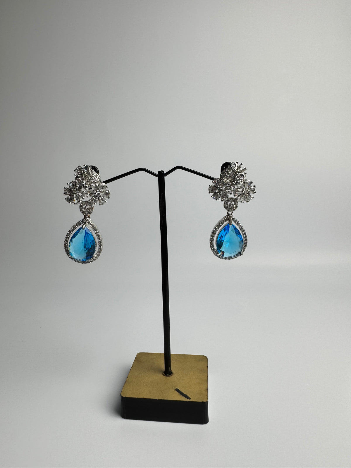 FloralDrop Earrings